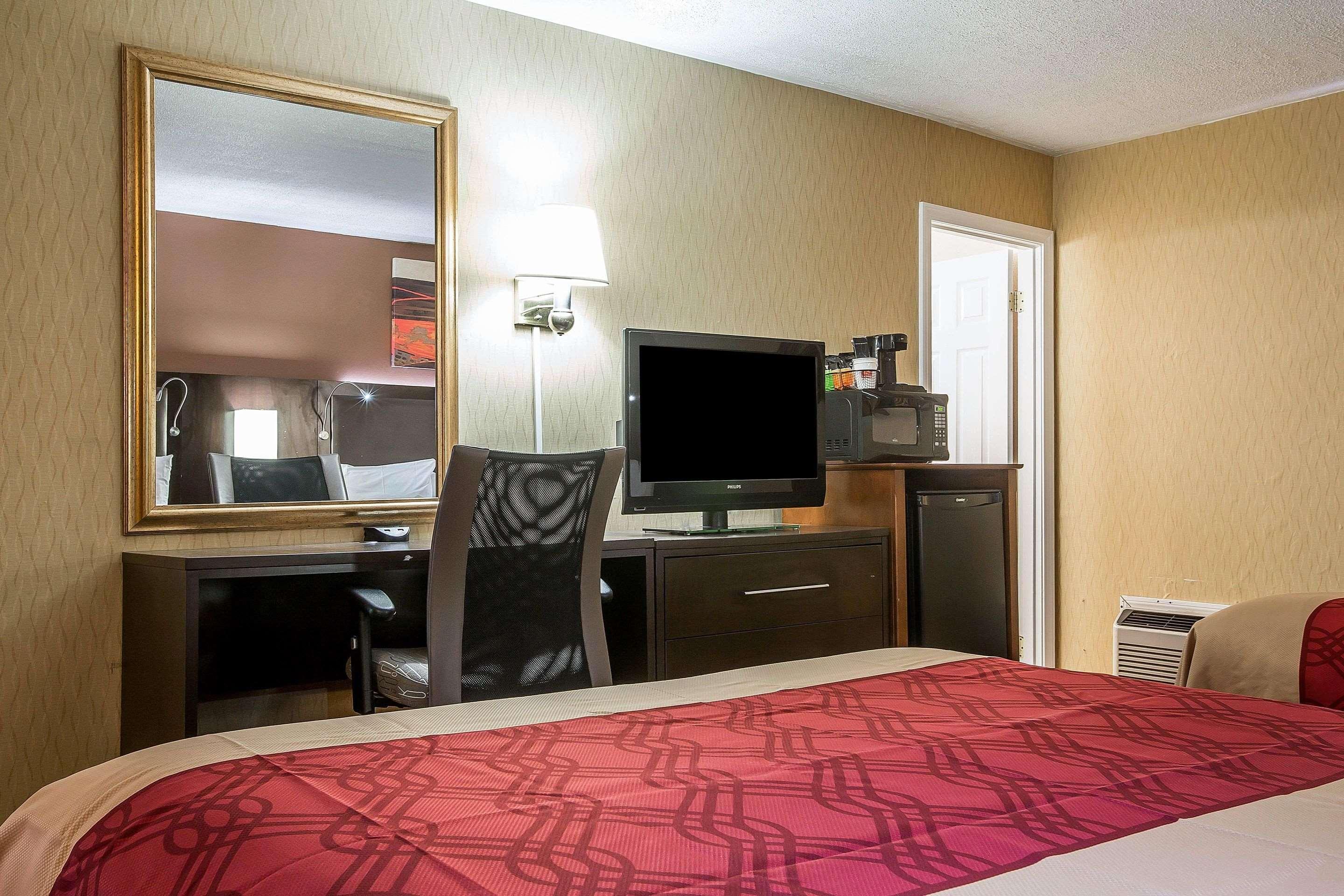 Econo Lodge Montpelier I-89 Exterior foto